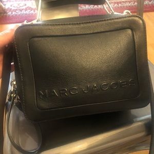 Marc Jacobs 	
The Box 20 Leather Bag